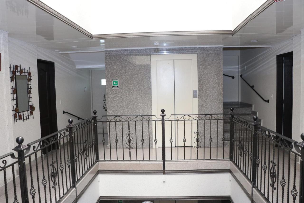 Hoteles Bogota Inn El Lago Country Zona Rosa Екстериор снимка